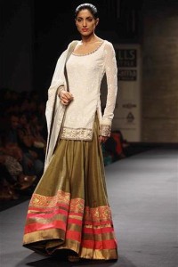 Manish-Malhotra-4